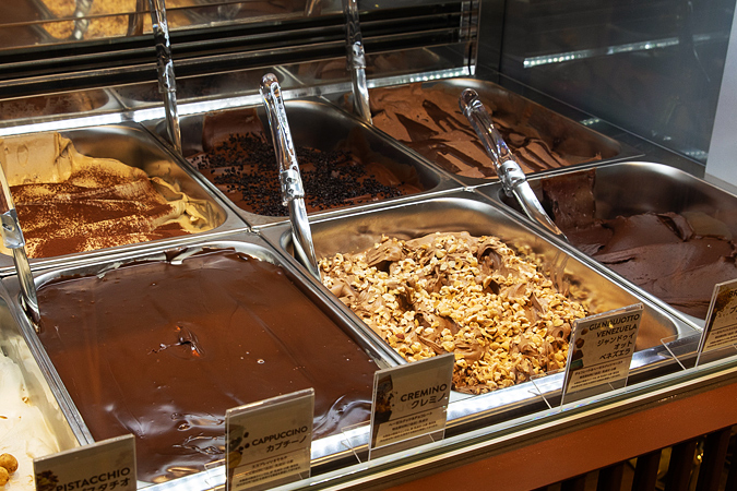 冬にアイス　イタリアの老舗チョコレート・ジェラート専門店「Venchi（ヴェンキ）」（東京都・銀座）
