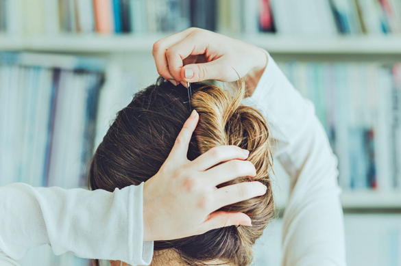 ラフなまとめ髪