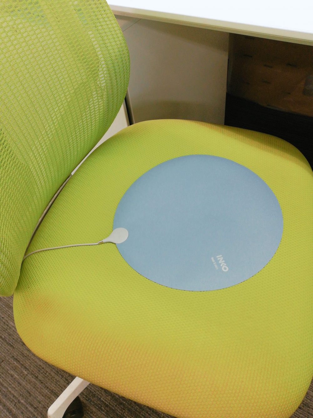 ロア・インターナショナル「INKO smart heater HEAL（インコ スマートヒーター ヒール）」　4,750円