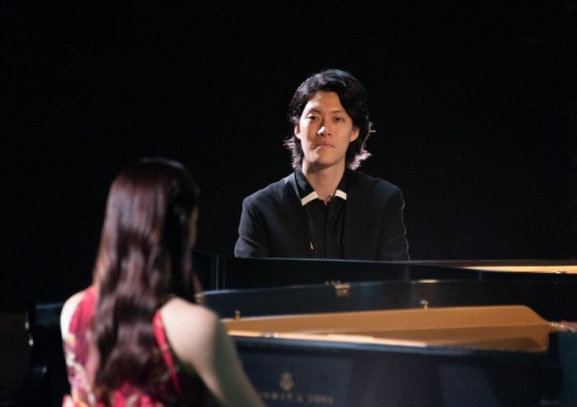 霜降り明星　粗品