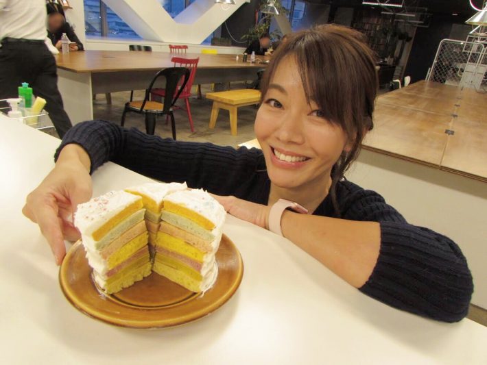 パンケーキとライターの高木さん