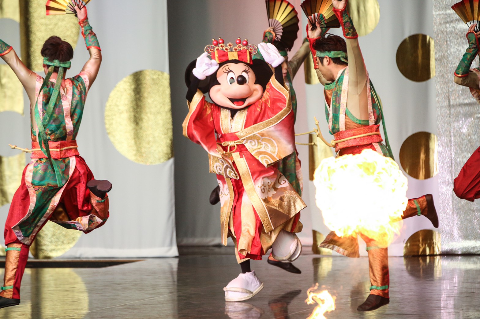 東京ディズニーランドで実施中のミニーマウスが主役の特別プログラム「ベリー・ベリー・ミニー！」