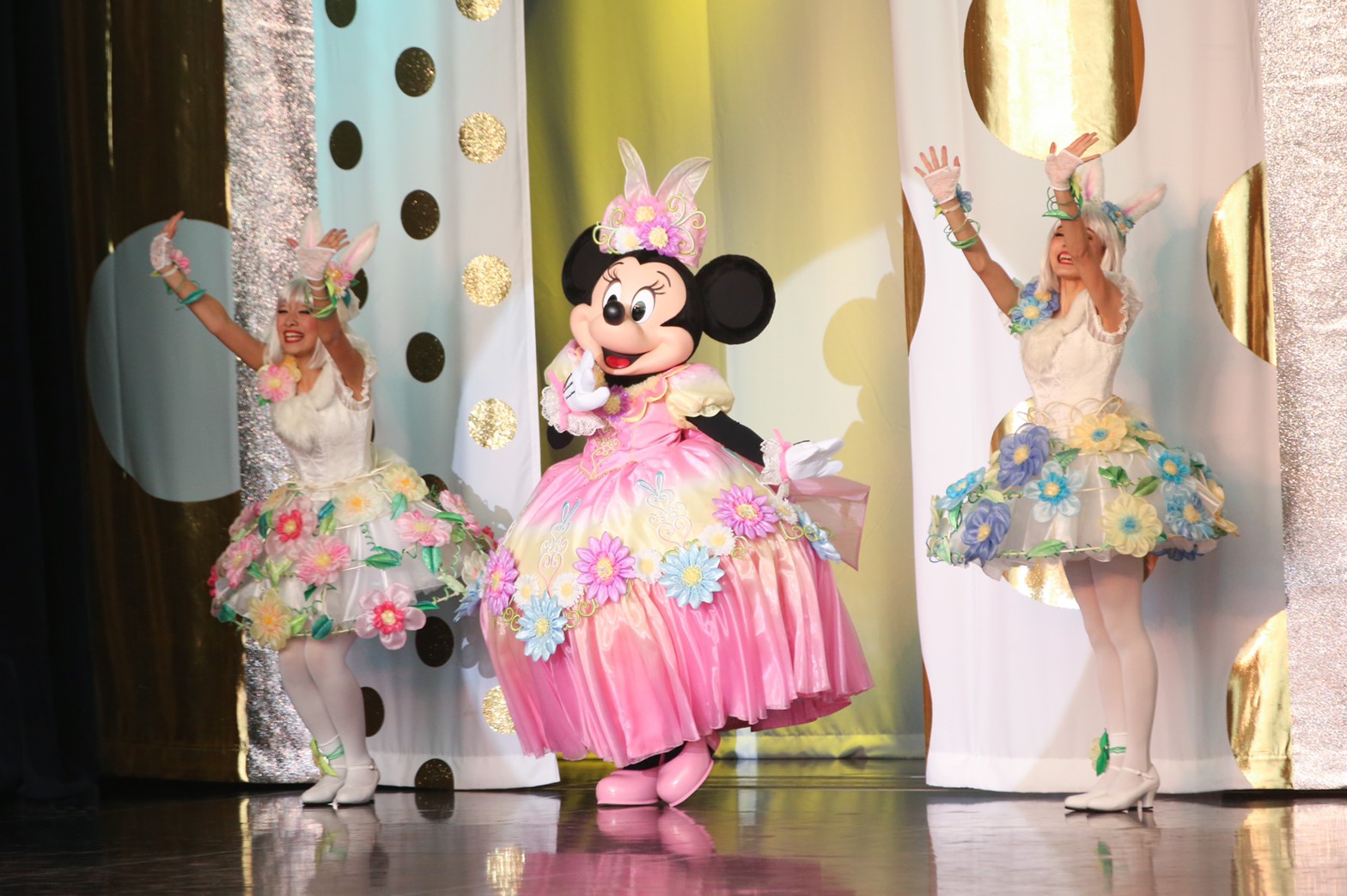 東京ディズニーランドで実施中のミニーマウスが主役の特別プログラム「ベリー・ベリー・ミニー！」