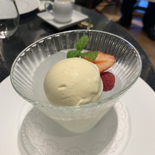 ロッシニテラス/東京會舘(700円)