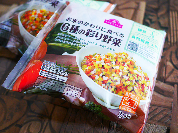 「6種の彩り野菜（トップバリュ）」