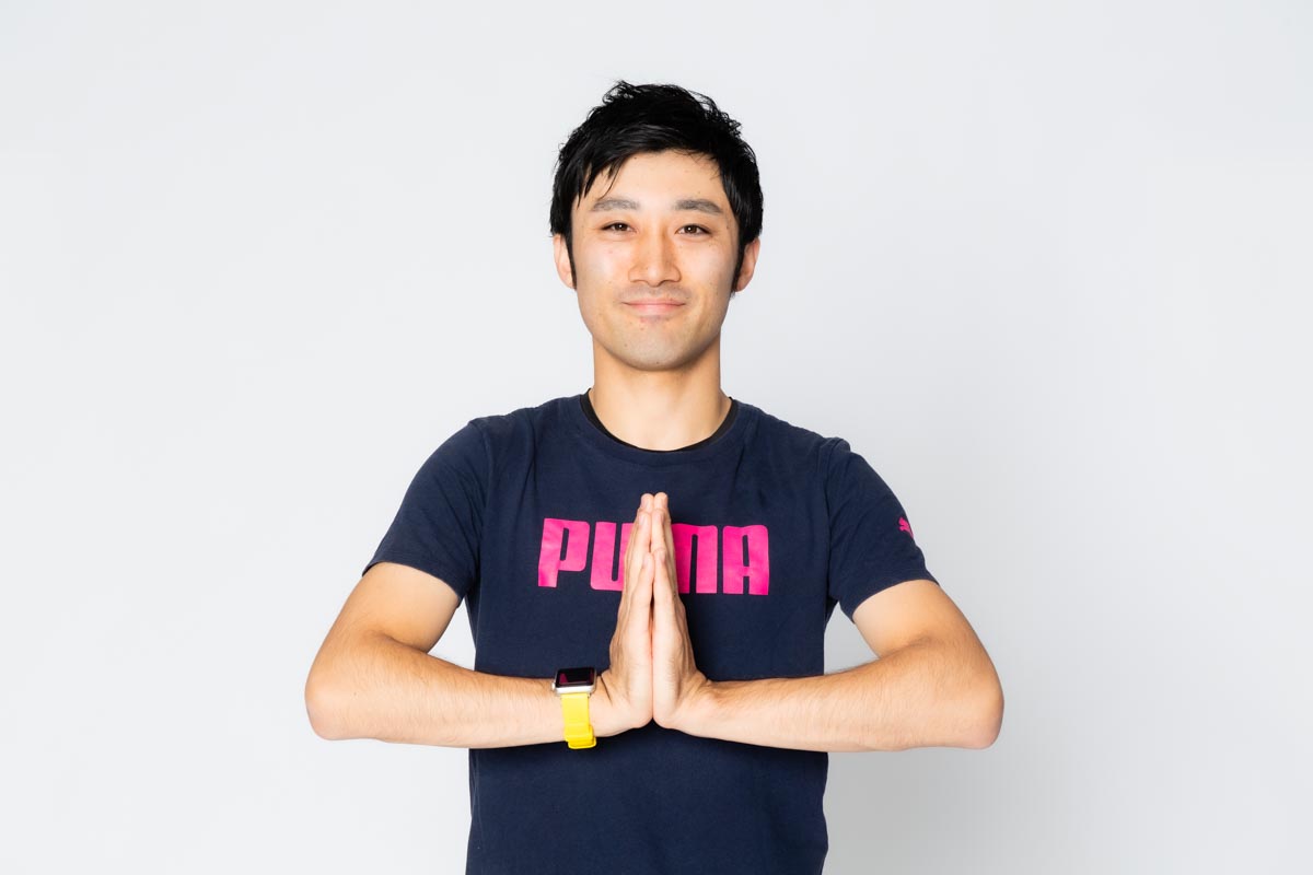 小胸筋を鍛える「パームプッシュ」