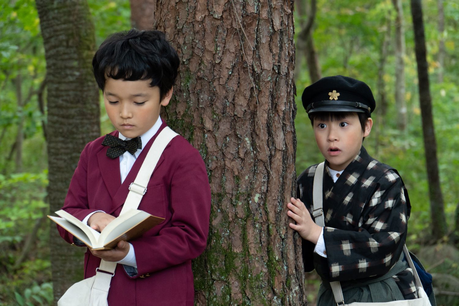 連続テレビ小説「エール」朝ドラNHK　左が久志（山口太幹）右が裕一（石田星空）