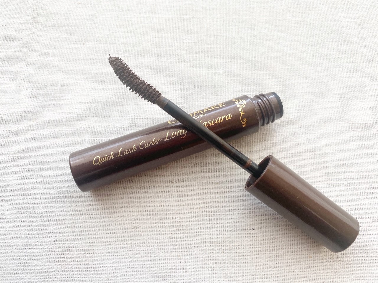 キャンメイク「クイックラッシュカーラー ロングマスカラ」680円