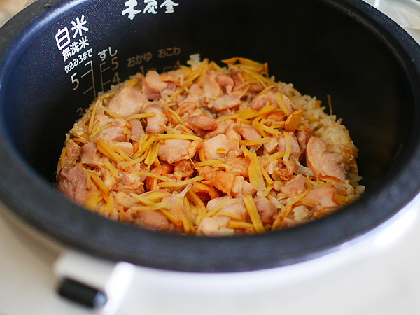 カオマンガイ風炊き込みごはん