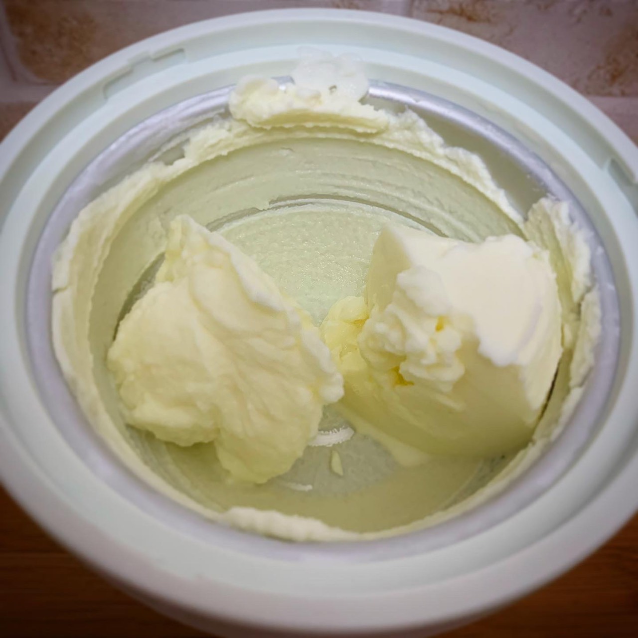 アイスクリームメーカー