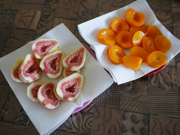 まるごとメロンケーキ