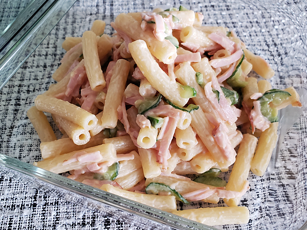 マカロニサラダ