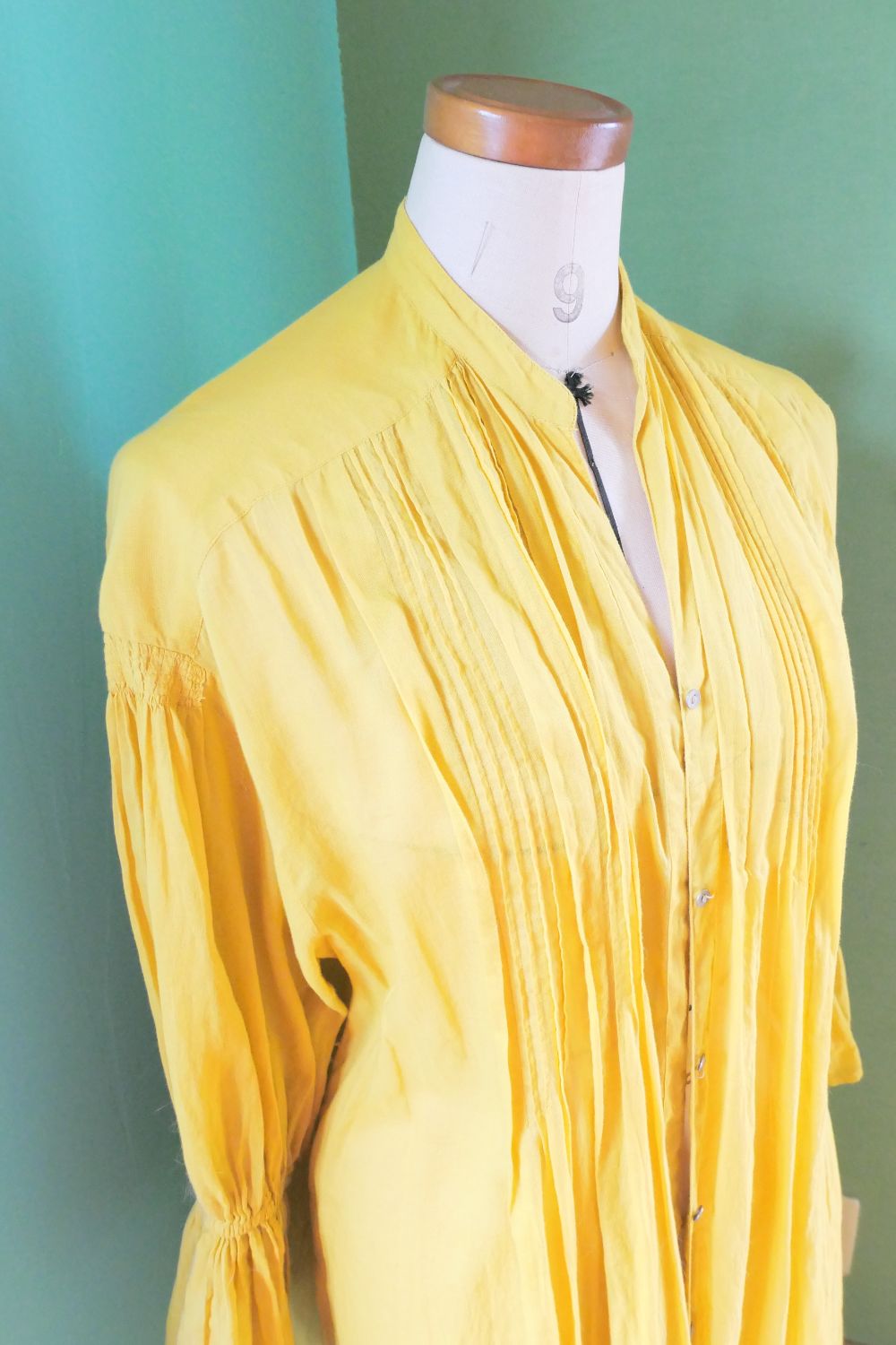 ヌキテパワンピース