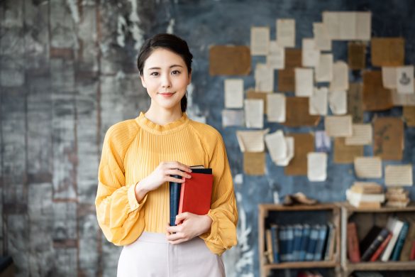 大学　女性