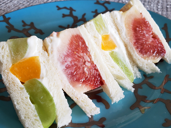 フルーツサンド