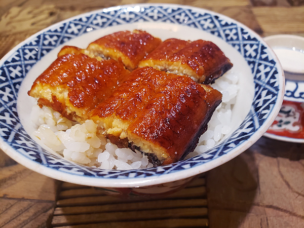 スーパーのうなぎ