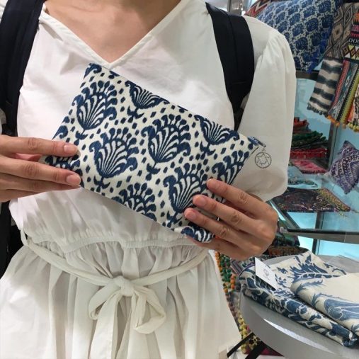 原さんプロデュースのポーチ。持つだけで気分が上がりました。