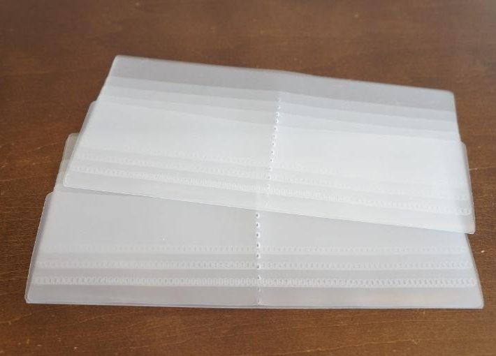 セリア「長財布に入るカードホルダー」