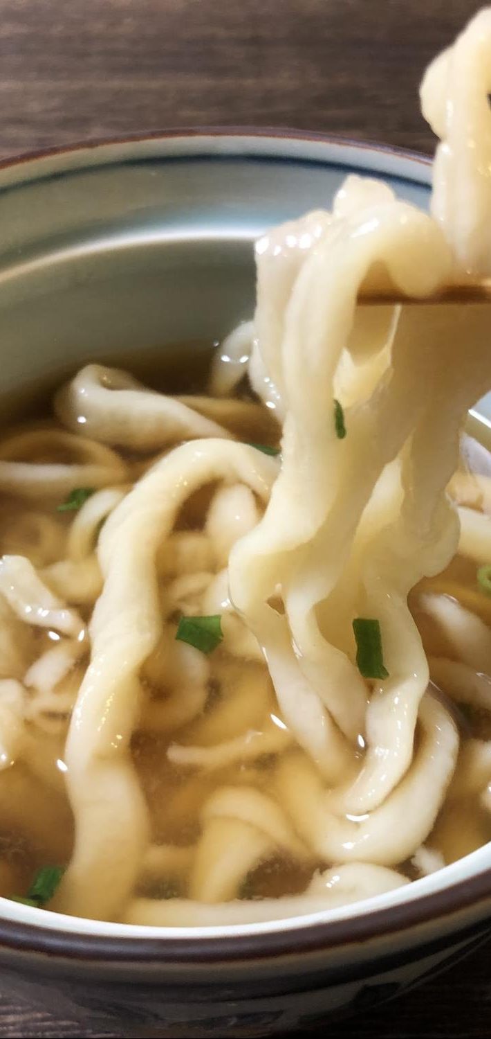 縮れてしまった麺も“どん兵衛”風に見えて愛おしい