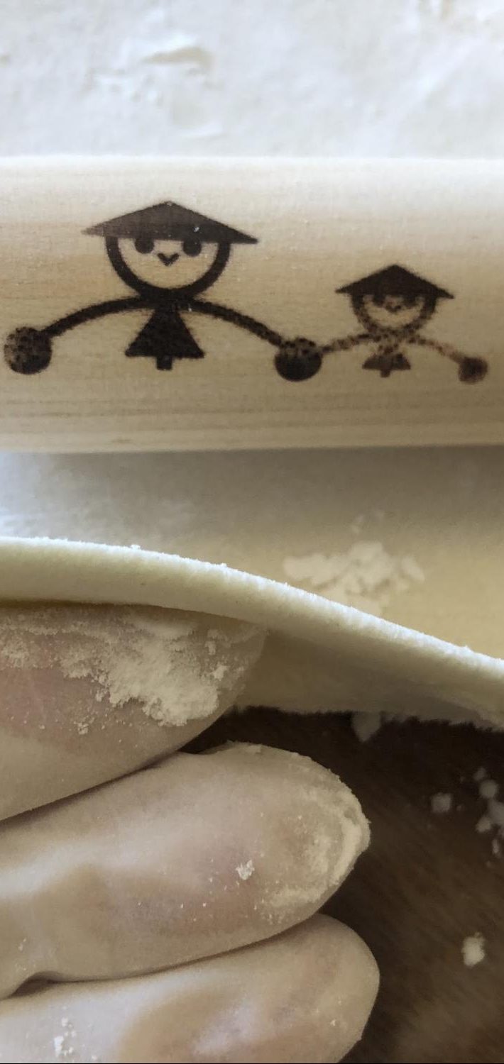 厚さ3mmくらいだと思いたい