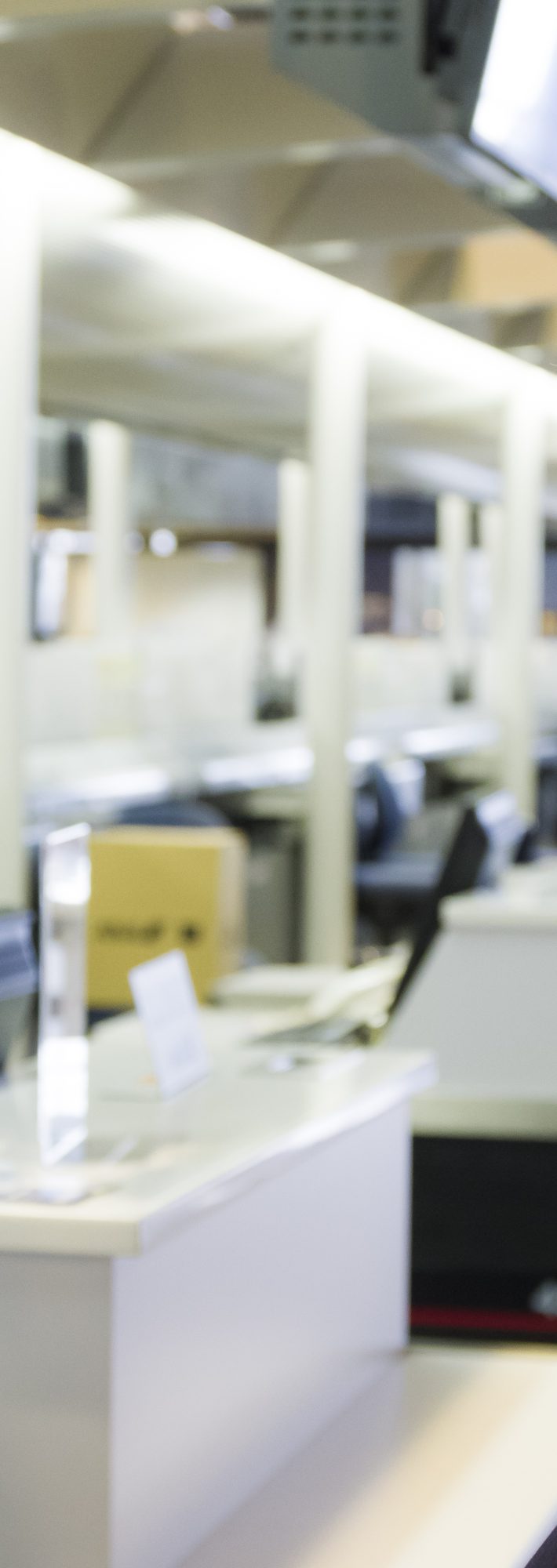 家からスッピン派も。パスポートチェックを慎重に