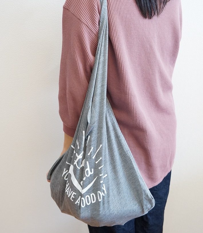 肩にかけられるのが◎