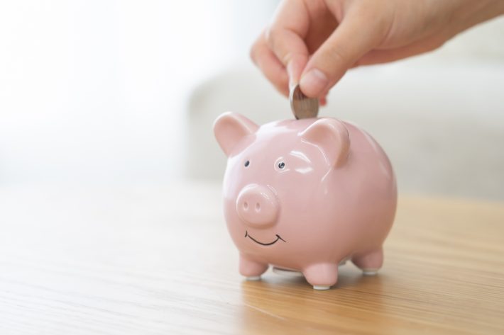 洋服代を節約する「私服の制服化ルール」、“掛けるだけ収納”で数量を固定etc