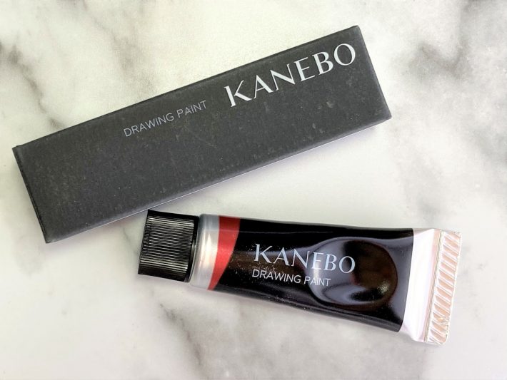 5つの使い方ができるカネボウの「ドローイングペイント」