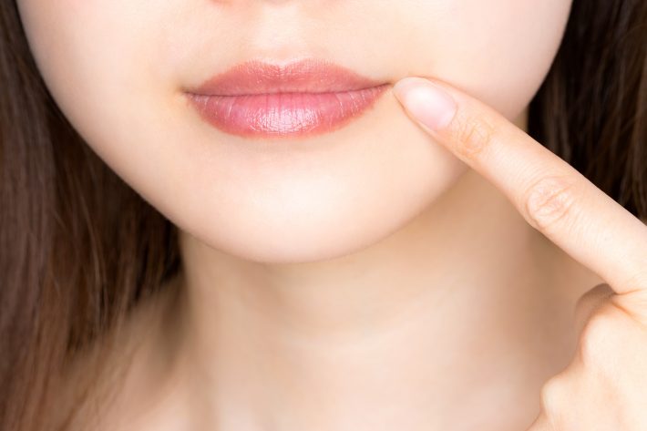 薬局で買える最強リップクリーム3選、もうガサガサ唇で悩まない
