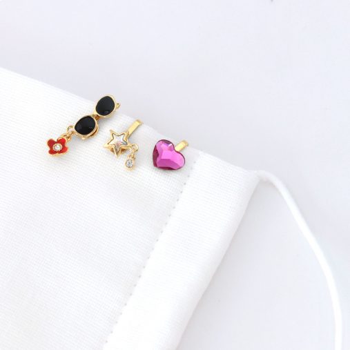 こんな感じでマスクにはさむ