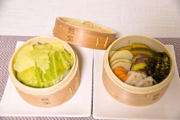 6：中を確認し、食材に火が通ったら完成です。