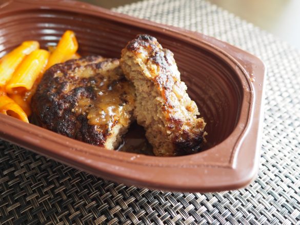 肉汁jジュワッ、本格的なハンバーグ