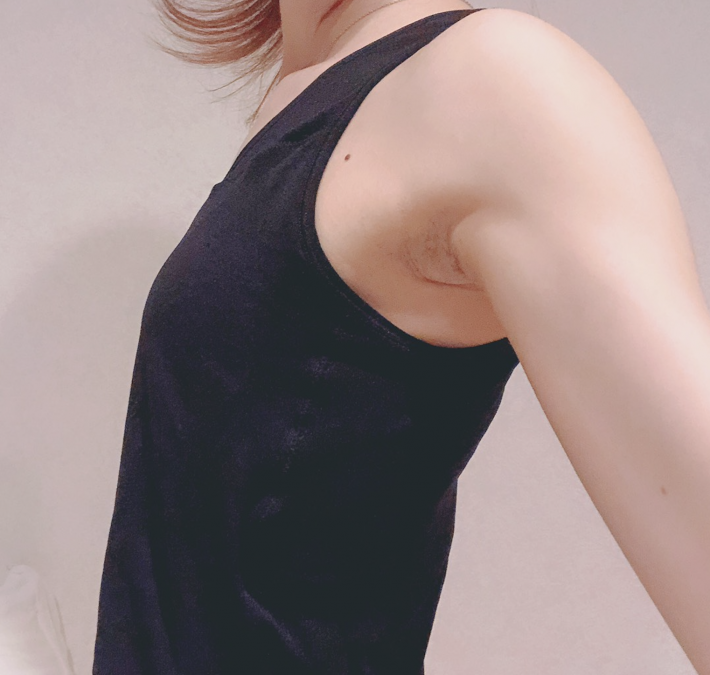 guスポーツカップ付きタンクトップ