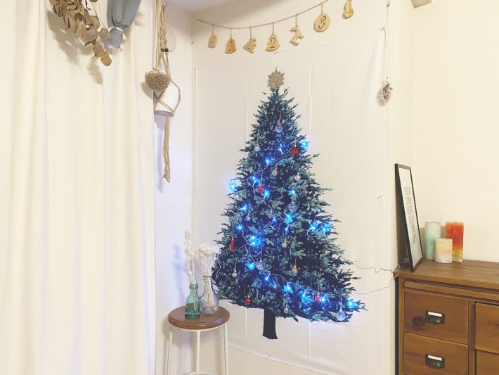 リビングが一瞬でクリスマスらしく、華やかに♪