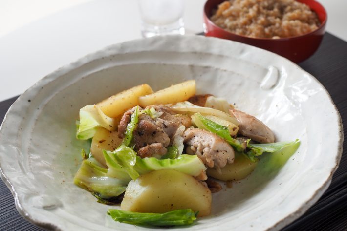 キャベツと鶏肉の肉じゃが
