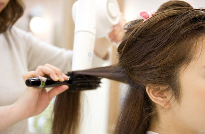 ドライヤーの乾かし方