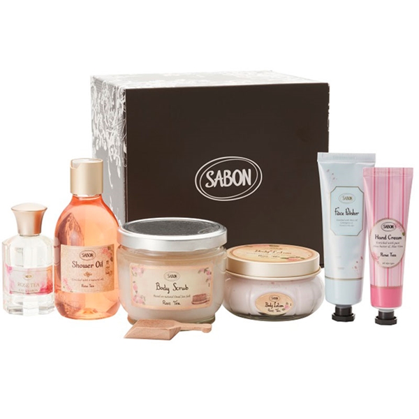 サボン　ラッキーボックス　キューブ　プレミアム／￥16,000（税込）