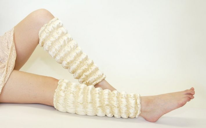 田中みな実愛用のレッグウォーマー、社長も首をかしげる口コミで広がった理由