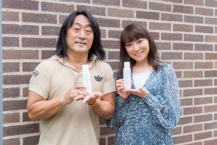 （左）中嶋竜司さん（右）加藤綾菜さん