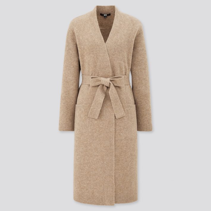 スフレヤーンベルテッドロングニットコート／1,990円（税別）