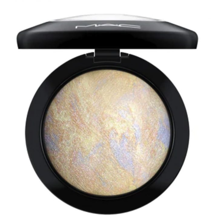 M.A.C　ミネラライズスキンフィニッシュ 10g　ライトスカペード／￥4200（税別）