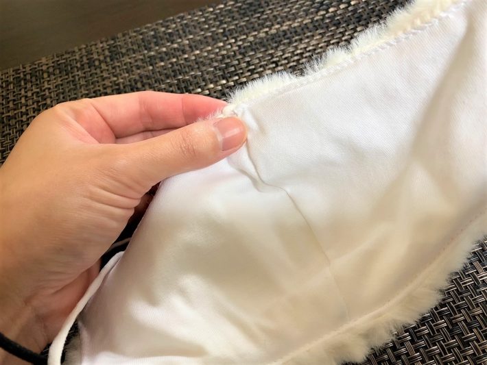 鼻の部分のワイヤーでしっかりとフィット