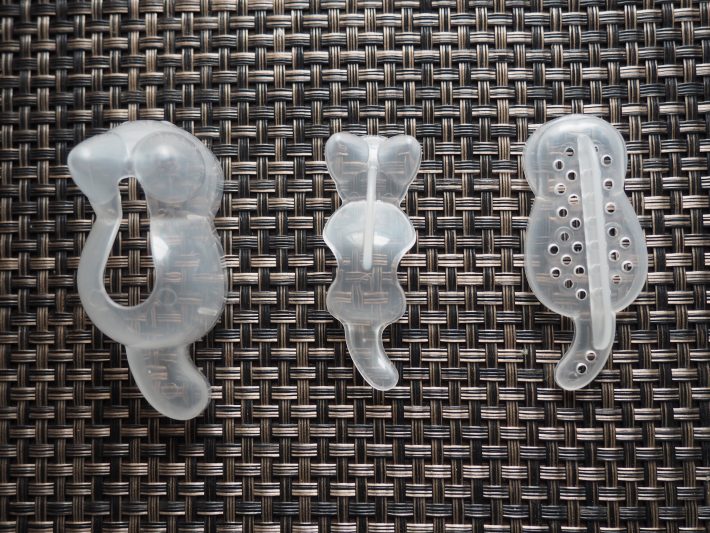 本体と中敷き、押し具の3つのパーツ