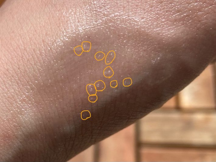 スクラブはとても細かい。柔らかめのテクスチャー