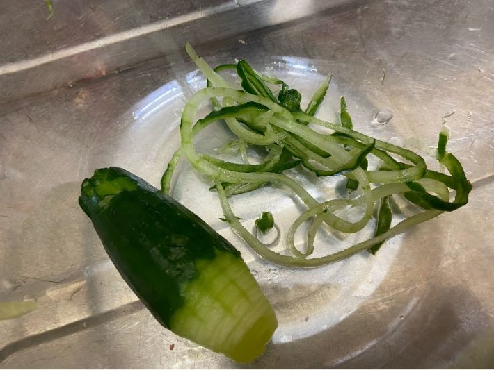 キュウリを使いたい場合は太めを選ぶ