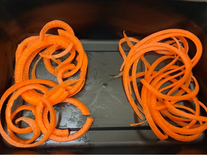 「細く切れる部分」と「太めに切れる部分」がある