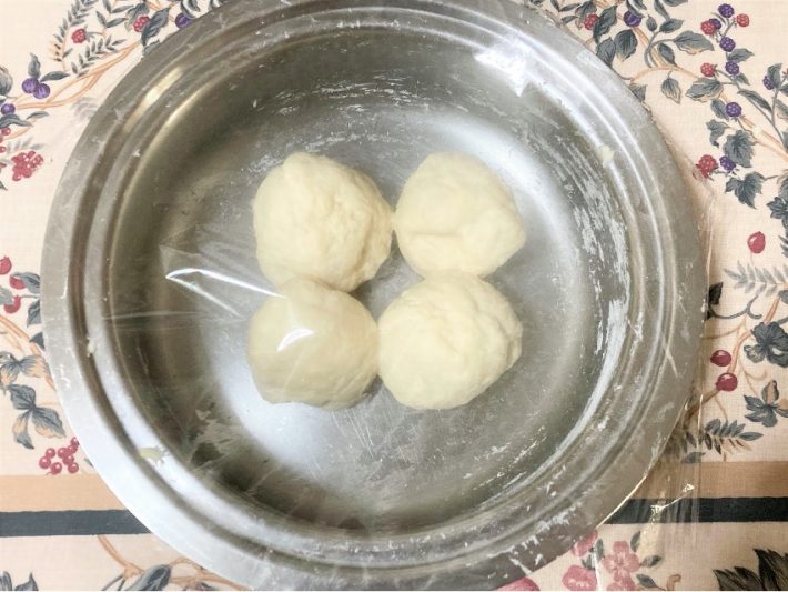 室温で約10分間ねかせます