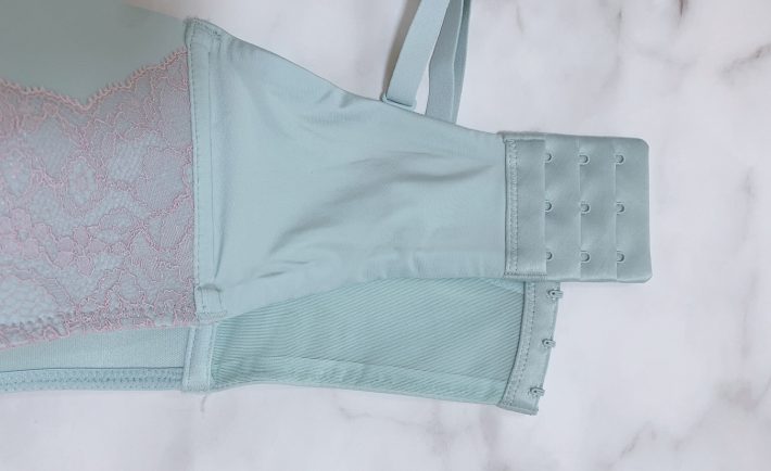 ピーチ×バービーコラボ