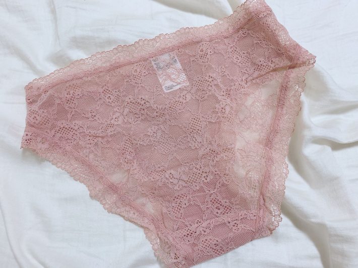 ユニクロ　レースショーツ（レギュラー）