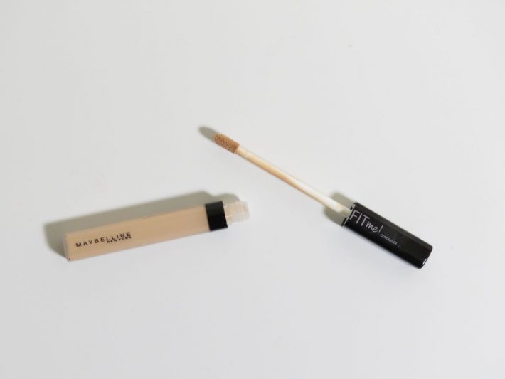 フィットミー コンシーラー／メイベリン ニューヨーク（¥1,000）